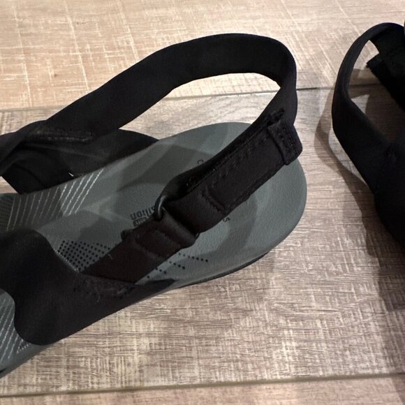 CLOUDSTEPPERS BY CLARKS CUSHION WOMENS BLACK COMFORT SANDALS 9M - Picture 7 of 10